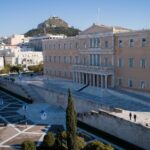 Καραμπόλα τριών αυτοκινήτων στην Κατεχάκη με δύο νεκρούς – Δείτε φωτογραφίες και βίντεο