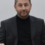 Ο Καναδάς απαντά στον Τραμπ – Δασμοί 25% σε εισαγωγές αυτοκινήτων από τις ΗΠΑ