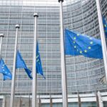 Εκπρόσωπος Τύπου Κομισιόν: «Ναι» σε λύση «win – win» που πρότεινε ο Μητσοτάκης και συμφώνησε ο Τραμπ