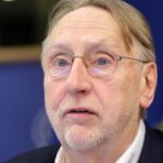 Κίνα: Καλεί τις ΗΠΑ να «ακυρώσουν αμέσως» τους δασμούς – Δεσμεύεται να λάβει αντίμετρα