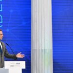 Γυρνάει την πλάτη στον κύκλο της τοξικότητας η κυβέρνηση – Συνεχίζει τον κύκλο περιοδειών ο πρωθυπουργός