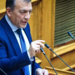 Μηδενίστηκε γραπτό μαθήτριας στις pανελλαδικές επειδή φορούσε ακουστικά Bluetooth