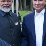 Φωτιά στην Κερατέα: Περισσότερους από δέκα ανθρώπους απεγκλώβισε η αστυνομία – Στη μάχη των εκκενώσεων και η ΕΛ.ΑΣ.