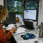 Ξεκινά ηλεκτρονικό σαφάρι για τα ανασφάλιστα οχήματα – Πρόστιμα έως 2.000 ευρώ για απλήρωτα τέλη και ΚΤΕΟ