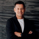 Φωτιά σε διαμέρισμα στο Παλαιό Φάληρο – Απεγκλωβίστηκαν δύο ηλικιωμένοι