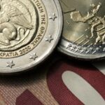 Σοβαρό τροχαίο στο Περιστέρι – Οδηγός κάμπριο παρέσυρε μητέρα και το παιδί της