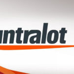 «Τι είναι, φαγητό ή ανταύγειες να τα βάλω σε αλουμινόχαρτο;» – Το νέο βίντεο της κυρίας Χρυσούλας για τις απάτες στους ηλικιωμένους