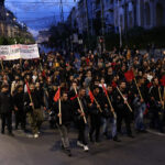 Τι αποκαλύπτει η μεγαλύτερη έρευνα για την Generation Z: Οι νέοι ηλικίας 18-27 ετών είναι μορφωμένοι, αγχωμένοι και έτοιμοι να φύγουν στο εξωτερικό