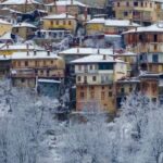 Ανετράπη λεωφορείο με 30 επιβάτες στην παλιά Εθνική Οδό Βόλου Λάρισας -10 τραυματίες