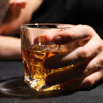 Πλούτος ελληνικών νοικοκυριών: Τα ακίνητα κρατούν την πρωτοκαθεδρία, αλλά οι επενδύσεις ανεβαίνουν