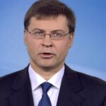 Βουλή: Παρουσία Μητσοτάκη η συζήτηση για τον Προϋπολογισμό 2026 – Συγχαρητήρια προς Πιερρακάκη