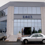 Μια εικόνα από το παρελθόν στη Θεσσαλονίκη – Ο ιστορικός τροχονόμος στο βαρέλι του, στον Λευκό Πύργο