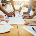 Θετικές εκτιμήσεις για τον τουρισμό το 2026 – Οι κινήσεις των «μεγάλων παικτών»