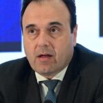 Ευλογιά: Ολοκληρώθηκε η σύσκεψη στο Μαξίμου – Τα επόμενα 24ωρα νεότερη ενημέρωση – 10 ερωτήσεις και απαντήσεις για τους εμβολιασμούς