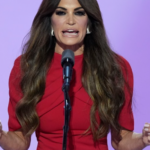 Παπασταύρου για Θεοφάνια: Αναδεικνύουν τη σημασία της ενότητας, της αλληλεγγύης και της ευθύνης προς τον συνάνθρωπο και την Πατρίδα μας