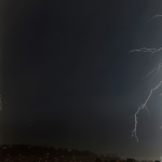 Τροχαίο στη Νέα Σμύρνη: Δύο ΙΧ συγκρούστηκαν κοντά στις γραμμές του τραμ – Η Πυροσβεστική απεγκλώβισε δύο άτομα