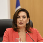 Η Βουλή «υιοθετεί» το παιδί του 53χρονου λιμενικού από το Άστρος – Η ενόχληση Κακλαμάνη για τη δήλωση Κικίλια