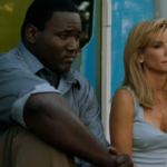 Χάος σε πτήση: Επιβάτης έβαλε τα πόδια της πάνω στο μπροστινό κάθισμα αφού ο συνταξιδιώτης της έγειρε την καρέκλα (βίντεο)