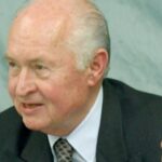 Πελαργός περνάει τον χειμώνα στη Φιλιππιάδα υπομένοντας το κρύο για να προστατεύσει τη φωλιά του – «Η φύση μάς θυμίζει πόση δύναμη κρύβεται στη σιωπή»