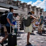 Το χιουμοριστικό σκίτσο του Αρκά για τα γηρατειά  – «Τόσο περισσότερους γράφεις»