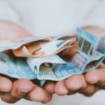 Ημέρα πληρωμής συντάξεων η σημερινή – Όλες οι καταβολές από e- ΕΦΚΑ και ΔΥΠΑ έως την Παρασκευή