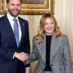 Στο «στόχαστρο» της ΕΕ το TikTok για τον «εθιστικό» σχεδιασμό του που βλάπτει κυρίως τα παιδιά