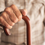 Τραγωδία στο Παγκράτι: Νεκρός άνδρας μετά από πτώση με ηλεκτρικό πατίνι – Εξετάζεται και ανακοπή