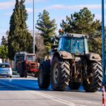 Στο Μέγαρο Μαξίμου τα ταξί – Δείτε βίντεο και φωτογραφίες από την κινητοποίηση