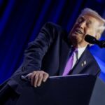 «Οι πιθανότητες να υπάρχει ζωή εκεί έξω είναι μεγάλες»: Επιμένει ο Ομπάμα για τους εξωγήινους αλλά ξεκαθαρίζει πως δεν έχει αποδείξεις