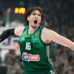 O Γκραντ δείχνει το τραυματισμένο του δάχτυλο: – «Θα μείνει για λίγο εκτός»