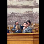 Βιαστικό μωράκι γεννήθηκε μέσα στο ασθενοφόρο καθ’ οδόν για το ΠΑΓΝΗ – Δείτε το βίντεο