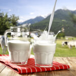 Αγρίνιο: Σύγκρουση μοτοσικλέτας με αυτοκίνητο – Σε χωράφι εκσφενδονίστηκεο οδηγός του δίκυκλου