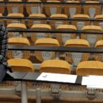 Σε εξέλιξη η μαθητική παρέλαση στην Αθήνα για την 25η Μαρτίου – Δείτε φωτογραφίες