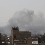 Το Ισραήλ σφυροκοπά τον Λίβανο