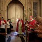 Πανικός με την Coca-Cola: Επιστρέφουν τα κίτρινα καπάκια – Ο λόγος που όλοι… αγοράζουν