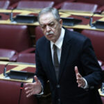 Άννα-Μισέλ Ασημακοπούλου: Ξεκίνησε η δίκη για την διαρροή των email των αποδήμων – «Δεν γνώριζε ότι ήταν απόρρητο»