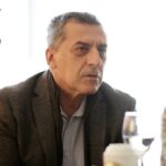 Βόλος: Μητέρα δώρισε απινιδωτές σε δύο σχολεία στη μνήμη του γιου της που πέθανε από ανακοπή
