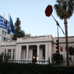 Κόντρα Κυρανάκη – Βελόπουλου στη Βουλή: «Να τον χαίρονται οι αστυνομικοί του» – «Είστε ένας κοινός συκοφάντης και ψεύτης»