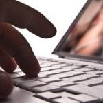 Ανδρέας Ηλιάδης: Ατύχημα με το ποδήλατο για τον γνωστό εντατικολόγο – Υπέστη κάταγμα σε οστό του λάρυγγα