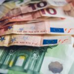 Καύσιμα: Πώς θα κινηθούν τις επόμενες ημέρες οι τιμές σε αμόλυβδη βενζίνη και πετρέλαιο κίνησης μετά την επιβολή πλαφόν