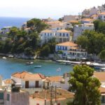 Φάμελλος στη Βουλή: «Η κυβέρνηση επιλέγει μέτρα περιορισμένης εμβέλειας για να βγει από την υποχρέωση»