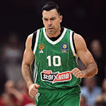 Αντετοκούνμπο: «Όσο προσπαθείς να κάνεις το σωστό, οι “θεοί του μπάσκετ” σε ανταμείβουν»