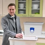 Τραμπ: «Σύντομα θα μάθετε για το τελεσίγραφο – Θα υπάρξει ολοκληρωτική καταστροφή του Ιράν»