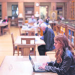 «Τσίχλες ταξιδίου»: Κάθε ένα διήγημα  μια άλλη  γλώσσα