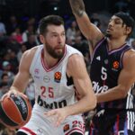 Ο πόλεμος στη Μέση Ανατολή βάζει «φωτιά» σε σουβλάκι και χωριάτικη σαλάτα – Σε ποια περίπτωση θα αυξηθούν οι τιμές τους κατά 10%