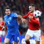 Ναν για Βεζένκοφ: «Παίρνει έξτρα βοήθεια από τους “πορτοκαλί”»