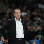 Αντιπολεμική συναυλία για τη Γάζα: Κατάμεστα τα Προπύλαια – Ετοιμάζεται νέα ελληνική αποστολή