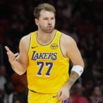 Βασιλεία: Δημοσίευσε φωτογραφίες από τα κατεστραμμένα αποδυτήρια λόγω φωτιάς στο γήπεδο