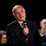 Χολ: «Η αποβολή του Ντόρσεϊ έκανε το παιχνίδι πιο… διασκεδαστικό»