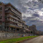 Τραγωδία στο κέντρο της Αθήνας: Δύο νεκροί από φωτιά σε διαμέρισμα – Η στιγμή που οι φλόγες τυλίγουν το σπίτι